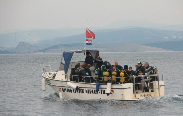 RYCHLÁ LOD NEPTUN