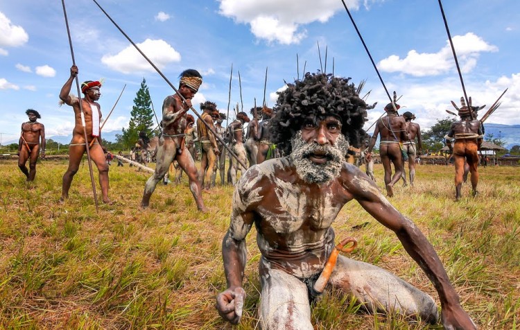 Papua - dobrodružství v údolí BALIEM, CELOROČNĚ ( 4 noci ) 